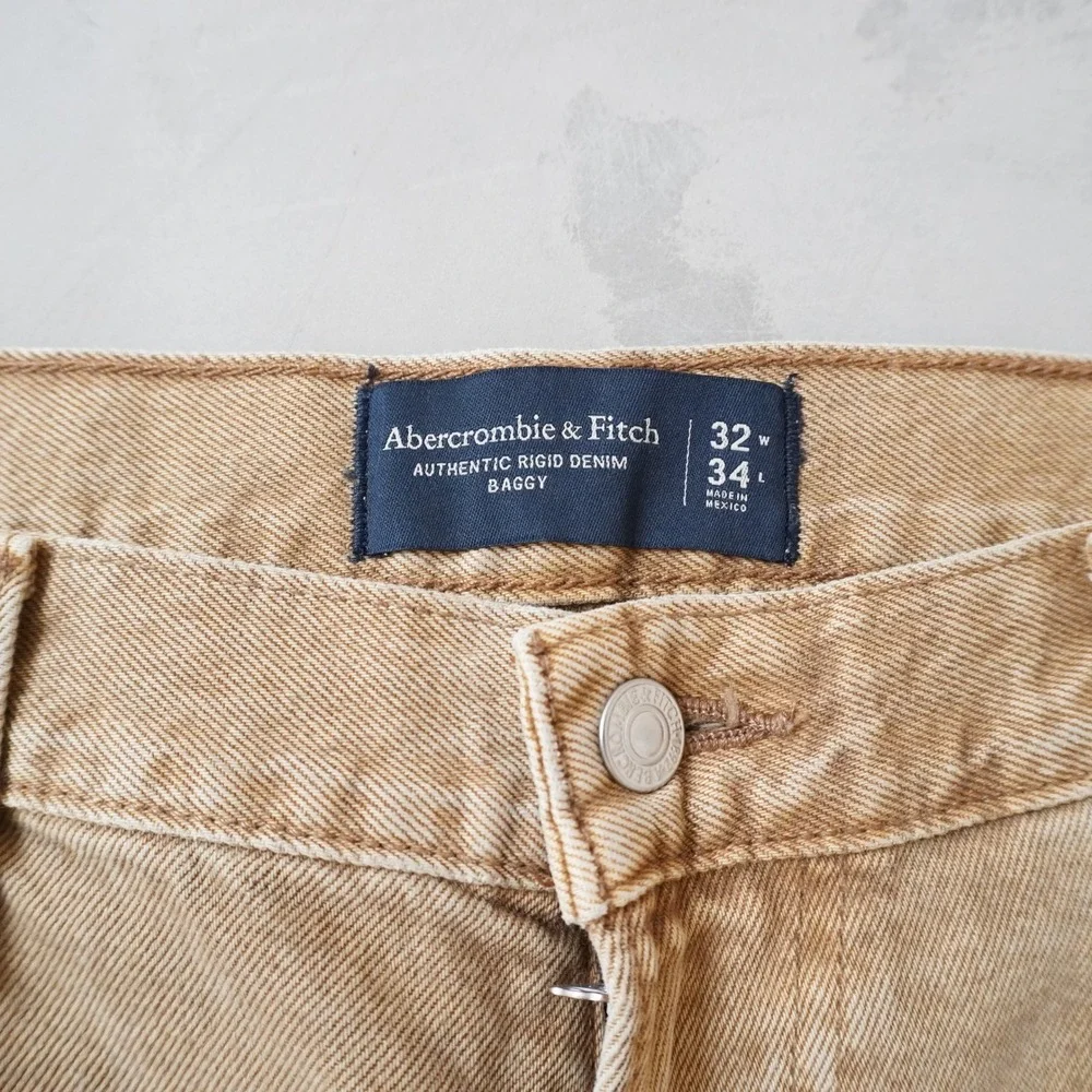 Abercrombie & Fitch size 32x34